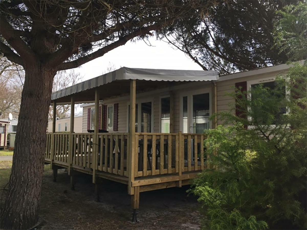 Gh Vacances La Reserve Gastes Екстериор снимка
