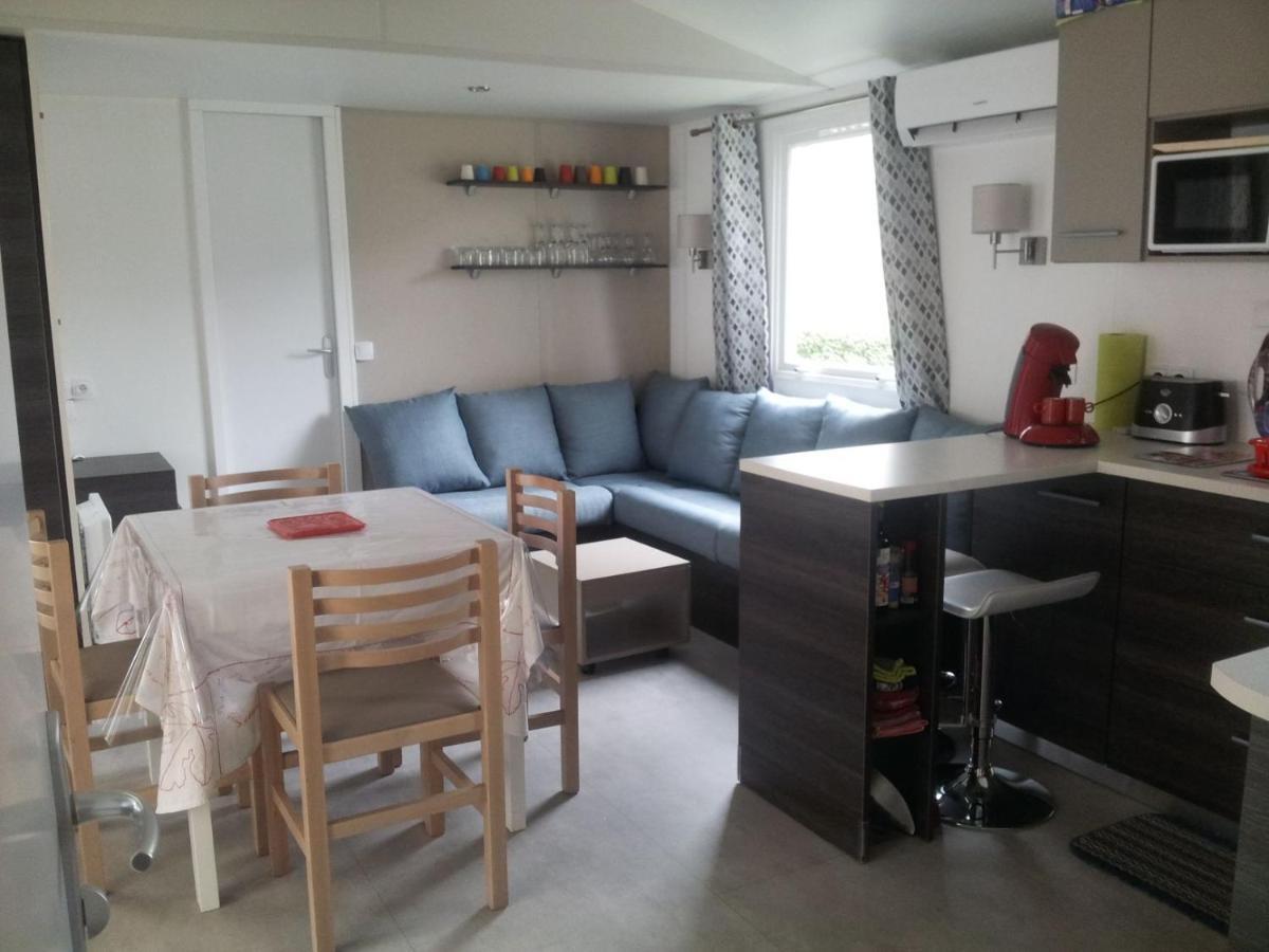Gh Vacances La Reserve Gastes Екстериор снимка